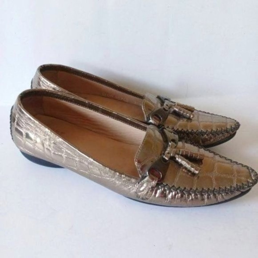 Stuart Weitzman Loafers 8.5 Narrow Croco Leather Tassel Silver Metallic Slip On